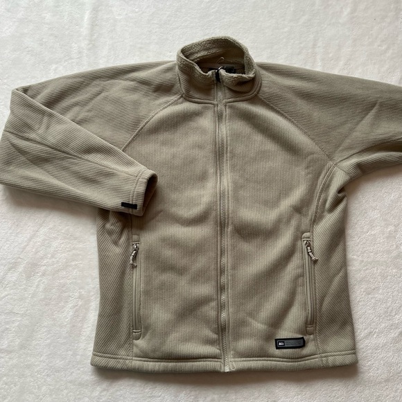 REI Sweaters - REI Women’s Jacket Tan Full Zip Fleece Sweater Mock Neck